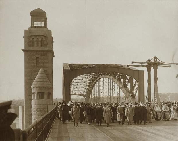 Открытие моста имени Петра Великого (Большеохтинского).1911
