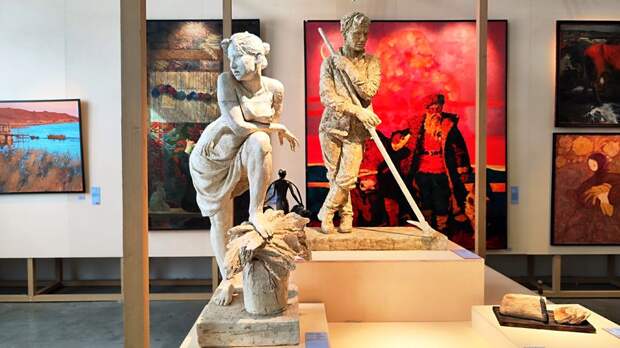 Когда работа — удовольствие: на Хлебозаводе №9 открыли «Искусство труда»