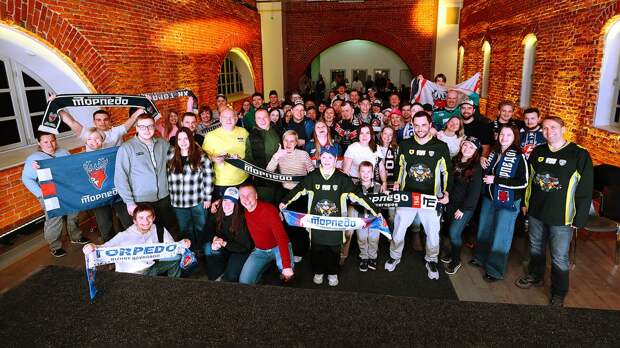 Чудо от «Торпедо», достойное картины. В Нижнем Новгороде Т-Банк собрал хоккейных фанатов в музее