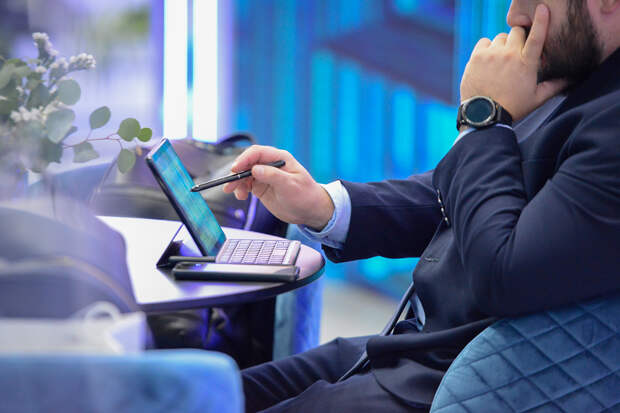 Деловая активность в России перешла к спаду впервые с 2022 года