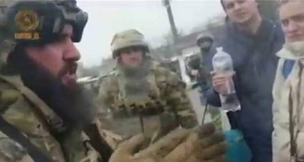 Кадыров опубликовал видео спасения украинских беженцев российскими военнослужащими