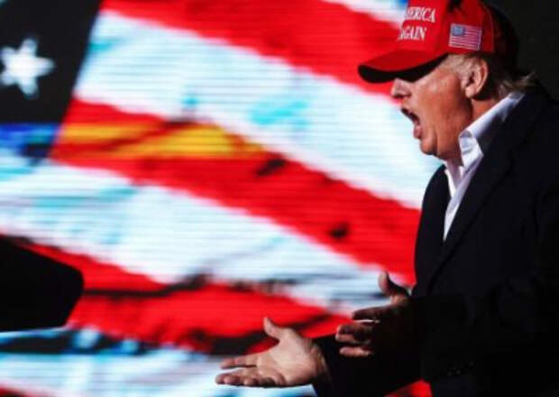 Трамп обвинил американских чиновников во лжи о России Трамп обвинил американских чиновников во лжи о России