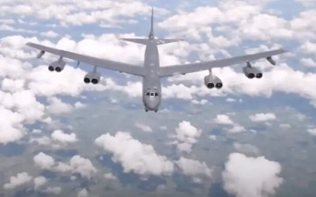 Boeing B-52 Stratofortress: американский долгожитель-рекордсмен среди стратегических бомбардировщиков