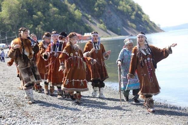 Празднование Дня России на Камчатке: традиции и развлечения на берегу Авачинской бухты