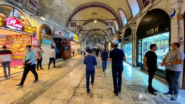 Российским туристам напомнили об обмане с чисткой обуви в Стамбуле