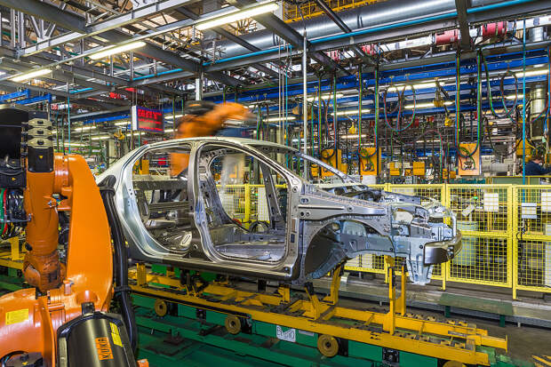 Сборку Lada Granta и Niva будут приостанавливать каждую неделю