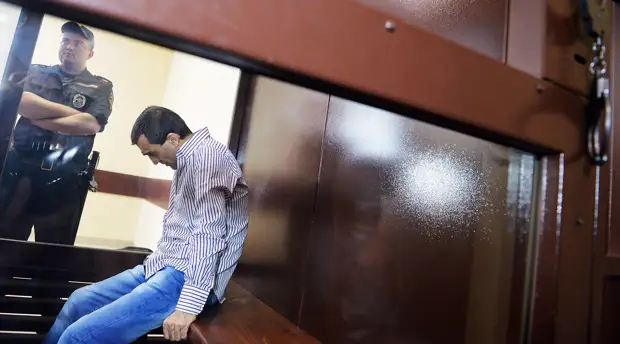 Новое дело: Грачья Арутюнян, отсидевший несколько лет за ДТП с 18 погибшими, обвиняется в вождении без прав