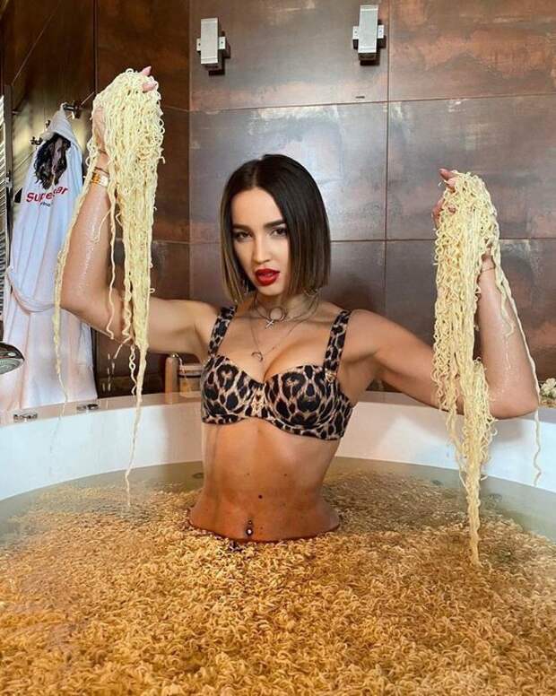 Скандалы звезд во время карантина