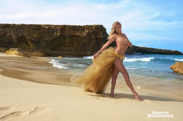Модель Кейт Аптон свалилась в море во время откровенной фотосессии видео, знаменитости, модель, неудача, падение, прикол, фейл, фотосессия