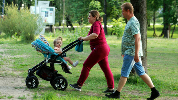 Россиянам раскрыли, на сколько выросли пособия по уходу за детьми
