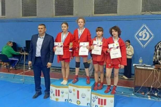 Котовская спортсменка одержала победу на турнире по самбо в Липецке