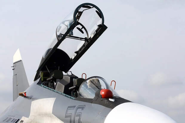 В Казахстане разбился истребитель Су-30СМ