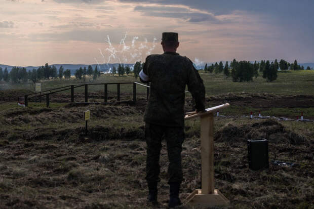 Пилота Воеводу пытались спасти. Товарищи боролись до последнего