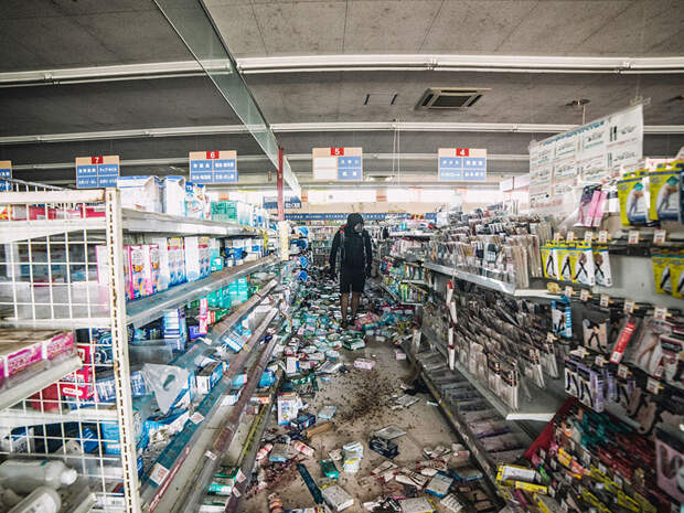 man-sneaks-into-fukushima-exlusion-zone-today-7