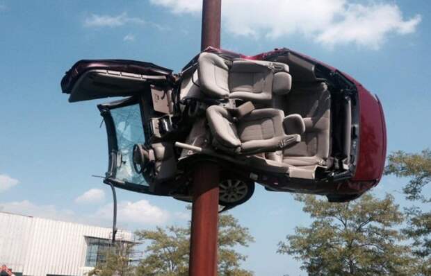 Невезучая. Как молодая американка попала в 26 аварий не по своей вине