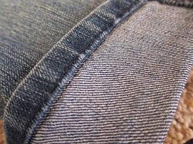 Подшиваем джинсы с сохранением фабричного шва 3