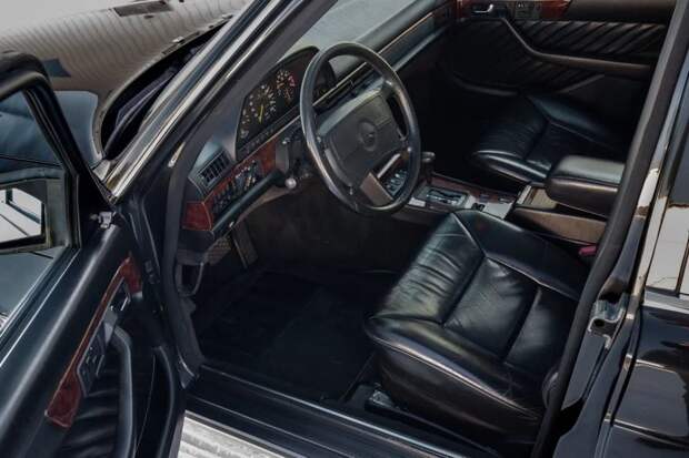 Mercedes-Benz 560 TEL и 560 SEC — Что делать если Mercedes не выпускает нужный кузов?!