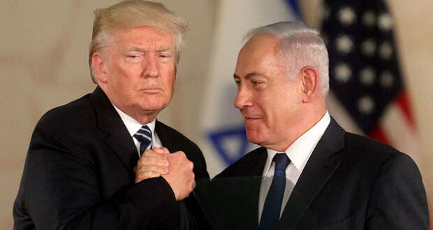 Президент США Дональд Трамп и премьер-министр Израиля Биньямин Нетаньяху в Музее Израиля (23 мая 2017). Иерусалим