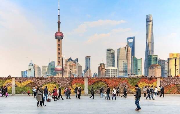 Телебашня "Восточная жемчужина" в Шанхае высотой 468 метров до 2007 года была самым высоким зданием в Китае виды, города, китай, красота, необыкновенно, пейзажи, удивительно, фото