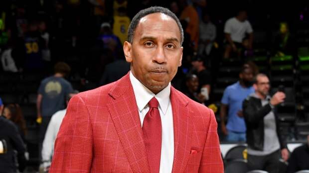 Stephen A. Smith at the Knicks game