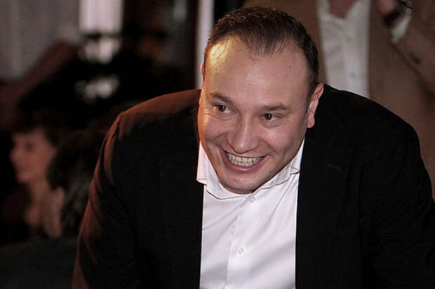 Комментатор Генич заявил, что был шокирован примирением Карреры и Глушакова