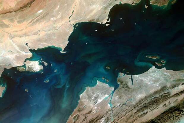 Иран обвинил Израиль в нарушении режима прекращения огня, МИД Ирана