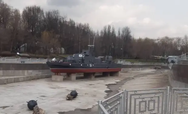 В Музее Победы отреставрируют пограничный катер 