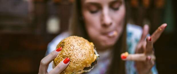 Фаст-фуд повреждает долгосрочную память