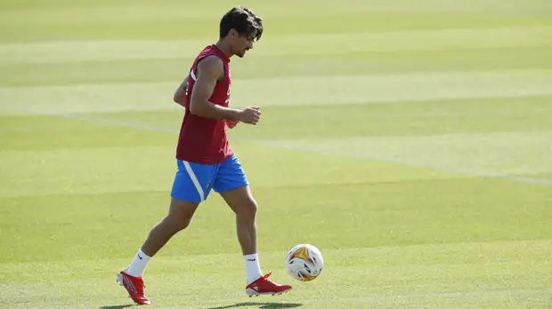 Transfermarkt: полузащитник «Барселоны» Кольядо может перейти в ЦСКА