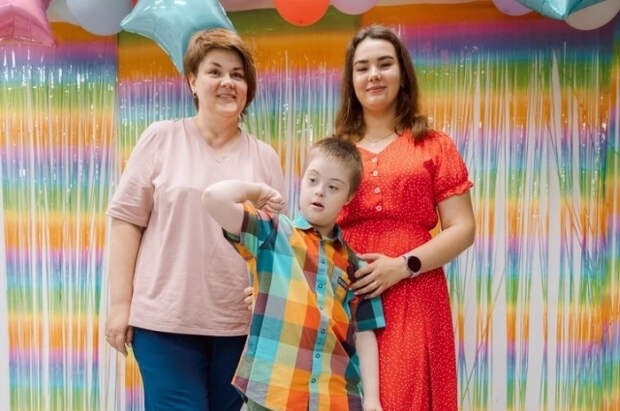 Родителей, как и детей, тоже нужно готовить к школе. А для родителей особенных деток такая подготовка особенно важна. 