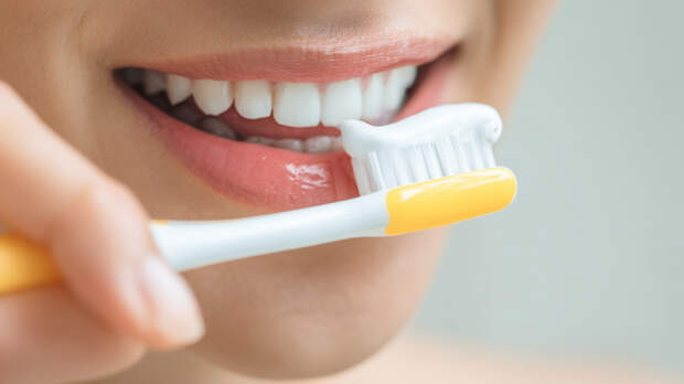 Жвачка не поможет: несвежее дыхание может быть признаком болезни