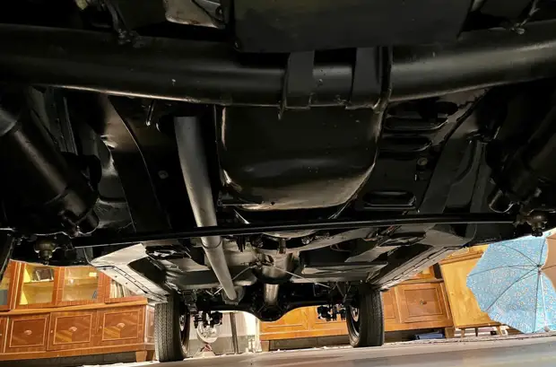 Этот кабриолет «Москвич» продают за 8 миллионов рублей. И вот почему