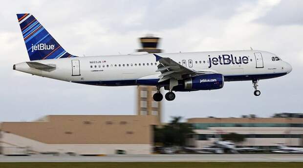 Самолет JetBlue