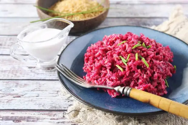 Фото: shutterstock.com / photosimysia Ризотто со свеклой пошаговый рецепт фото