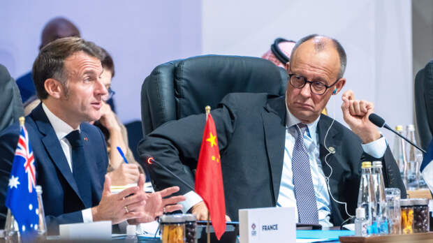 Макрон и Мерц предупредили Зеленского о «предательстве» США