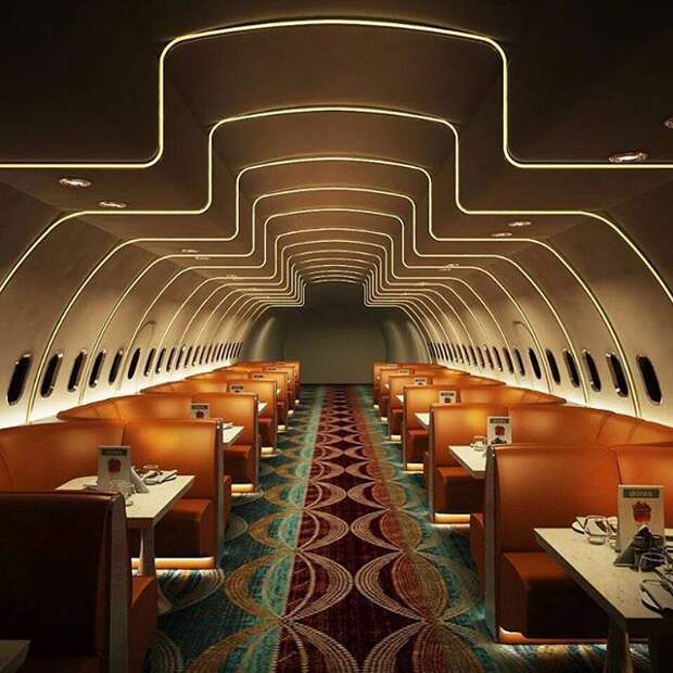 В Индии пассажирский самолет превратили в стильный ресторан