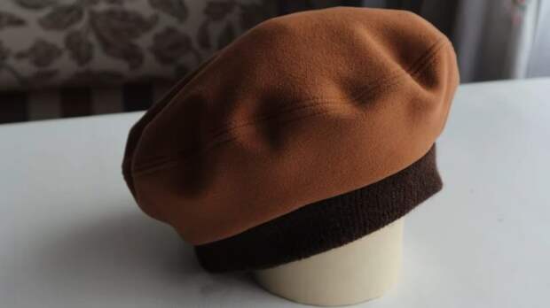 Как сшить элегантную шапку на осень из остатков ткани