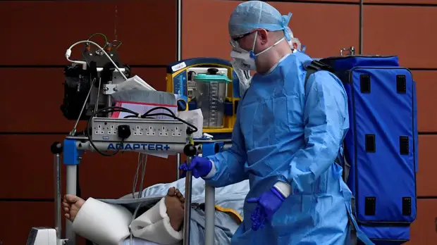 В Британии за сутки выявили более 31 тысячи случаев коронавируса