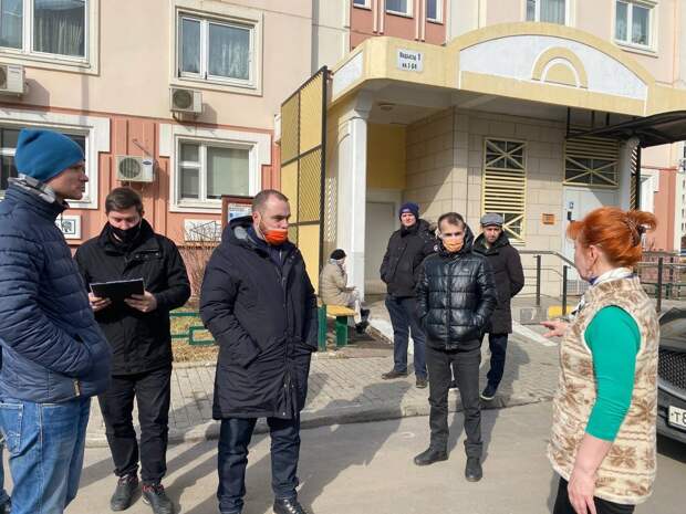 На Большой Марфинской восстановят антипарковочные столбики