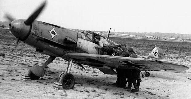 Bf.109F2 во Франции. Немецкие истребители этой модификации были самыми опасными из тех, что воевали на Восточном фронте летом 1941 года/ ©Wikimedia Commons