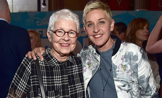 Эллен Дедженерес сделала своей 90-летней матери подарок на день рождения, и она его не оценила