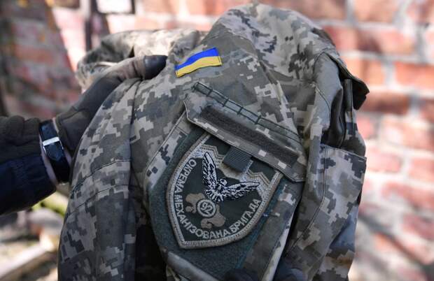 Офицеры ВСУ купили звания и начали командовать на фронте