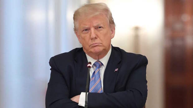 Трамп прекратил все торговые переговоры с Канадой