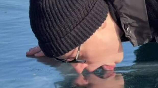 «Не изменил себе»: лизнувший Байкал SHAMAN объяснил свой поступок