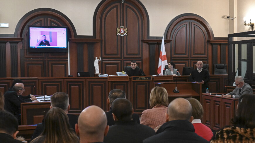 Саакашвили потребовал извинений от председателя парламента Грузии