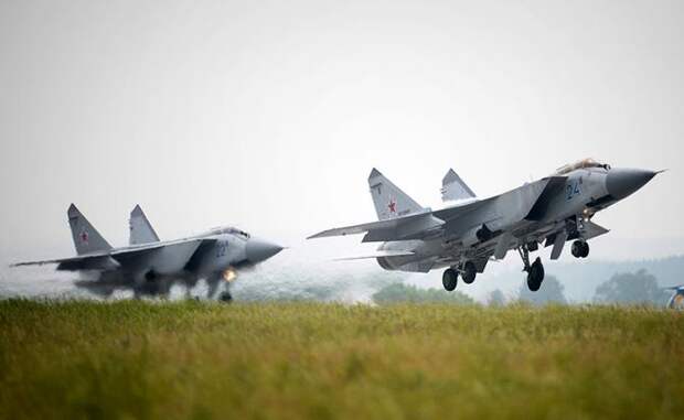 МиГ — и вы в Европе: Reuters раскрыл «страшную тайну» всех прибалтийских истерик