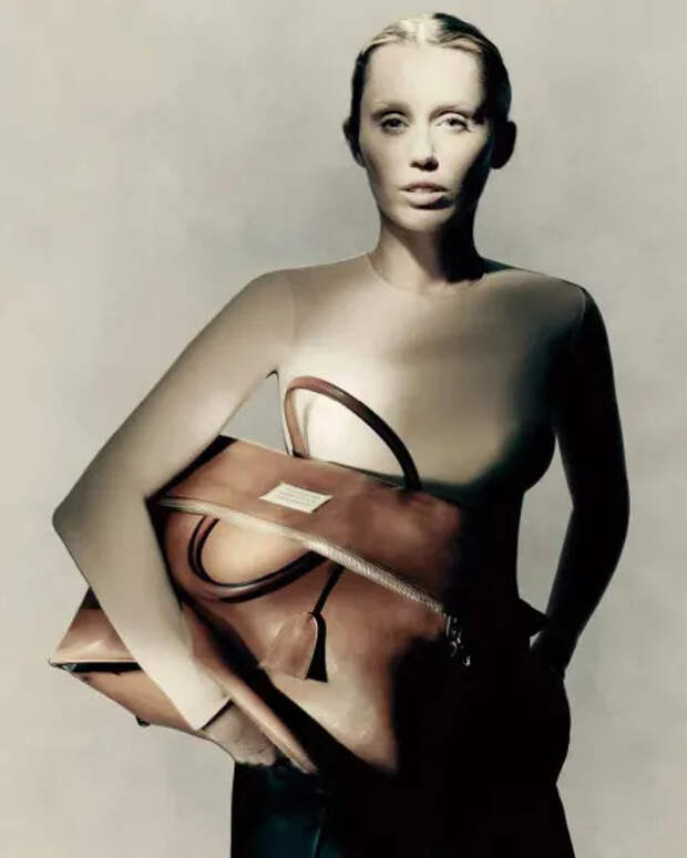 Майли Сайрус для Maison Margiela