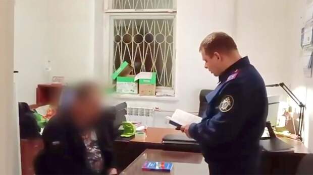 По делам об отравлении суррогатным алкоголем в Ленобласти задержали 14 человек