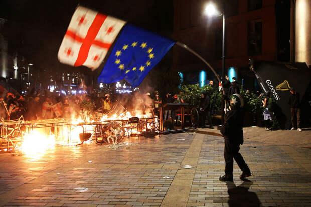 Папуашвили: Европа готова ввести танки в Грузию для установления демократии