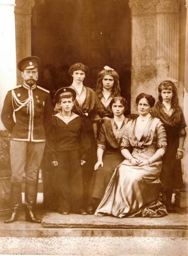 Фото царской семьи в екатеринбурге 1918